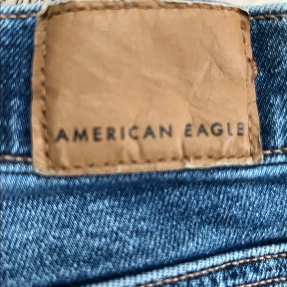American Eagle Outfitters Women's 90's Straight Denim Stretch Jeans Sz 2 long - Picture 2 of 11
